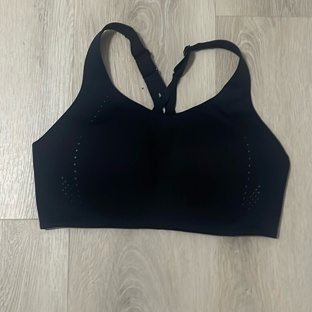 Lululemon Black Air Support Bra size 38D